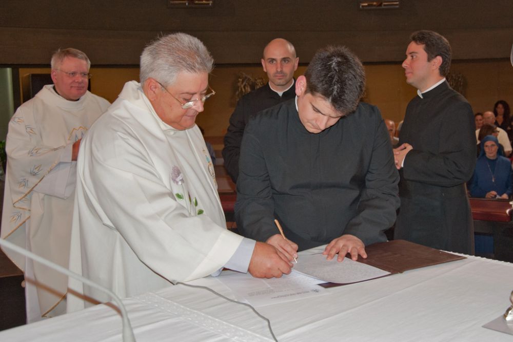Luca Chirizzi, Fabrizio Crucitti et Christian Mauri Italie ordination